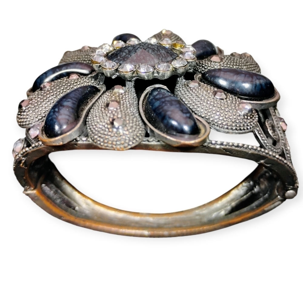 Vintage Silver Floral Cuff Bracelet Blue Cabochons - Picture 12 of 17